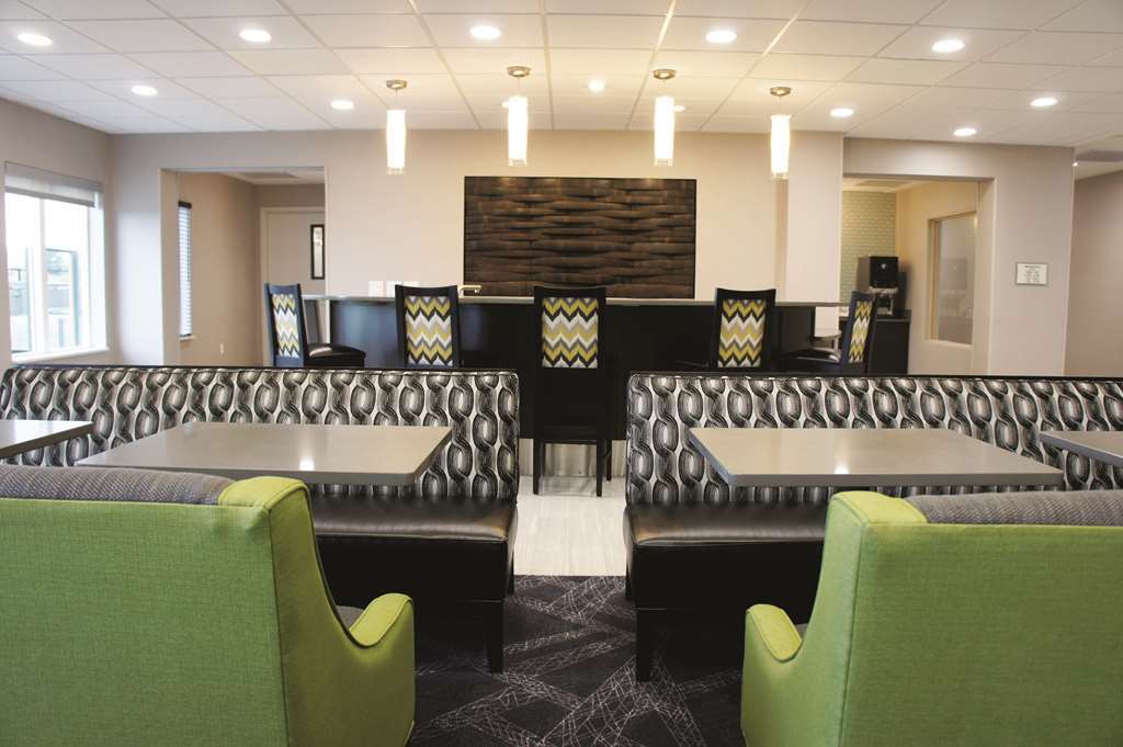 La Quinta Inn & Suites By Wyndham Walla Walla Restaurant photo